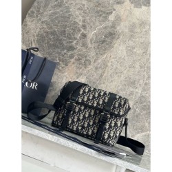 DIOR Shoulder Bag 2025SS This spring and summer's best item is now available