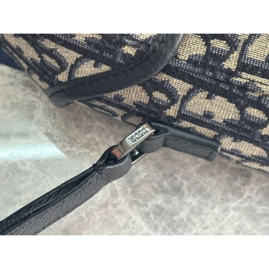 DIOR Shoulder Bag 2025SS This spring and summer's best item is now available DIOR Shoulder Bag 2025SS This spring and summer's best item is now available
