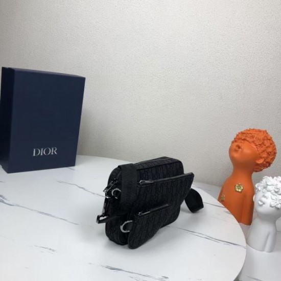 DIOR Shoulder Bag 2025SS A stylish item essential for summer