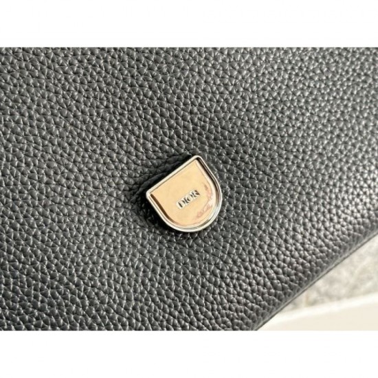 DIOR Shoulder Bag 2025SS A must-see item for fashionable people DIOR Shoulder Bag 2025SS A must-see item for fashionable people