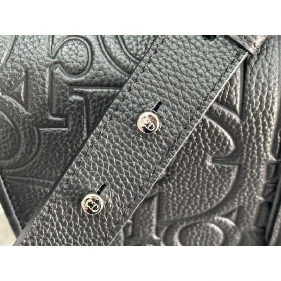 DIOR Shoulder Bag 2025SS A must-see item for fashionable people DIOR Shoulder Bag 2025SS A must-see item for fashionable people