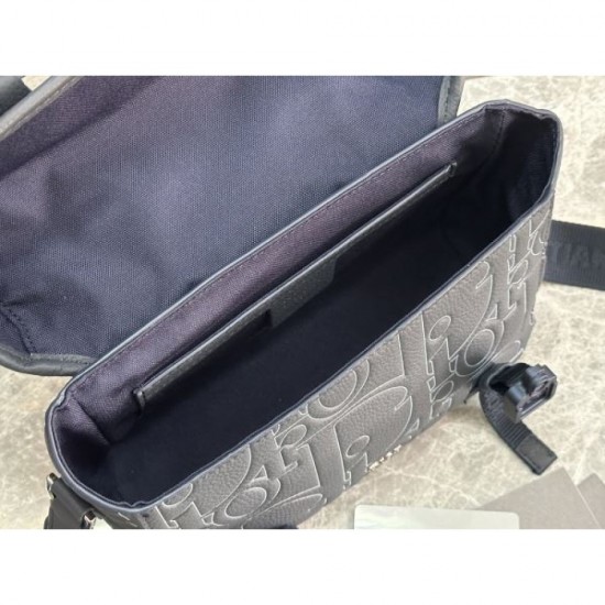DIOR Shoulder Bag 2025SS Sold out! A hugely popular new spring and summer DIOR Shoulder Bag 2025SS Sold out! A hugely popular new spring and summer