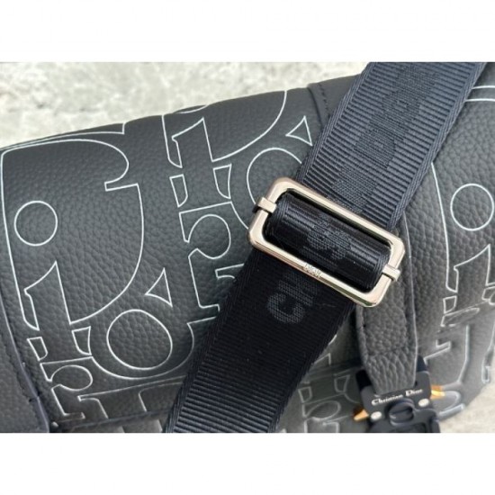 DIOR Shoulder Bag 2025SS Sold out! A hugely popular new spring and summer DIOR Shoulder Bag 2025SS Sold out! A hugely popular new spring and summer