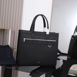 2025FW Briefcase DIOR Dior New Product Limited Edition A gorgeous design with a sense of luxury