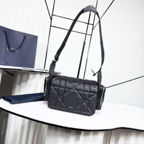 2025FW Shoulder Bag DIOR Dior The latest style full of charm, a must-see for adults 2025FW Shoulder Bag DIOR Dior The latest style full of charm, a must-see for adults