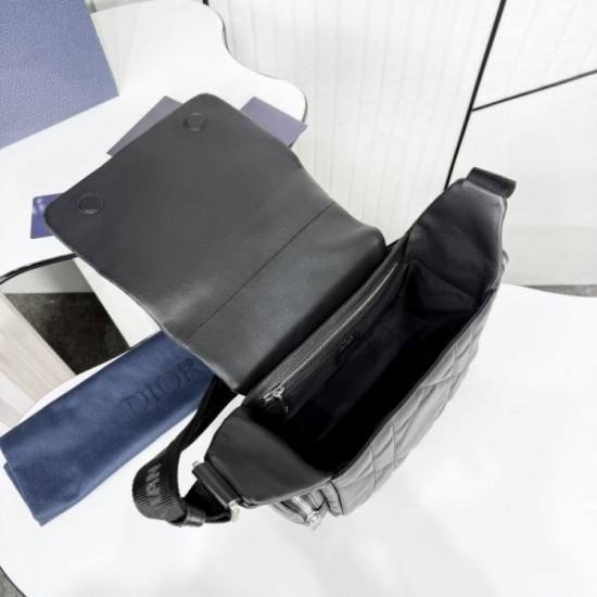 2025FW Shoulder Bag DIOR Dior The latest style full of charm, a must-see for adults 2025FW Shoulder Bag DIOR Dior The latest style full of charm, a must-see for adults