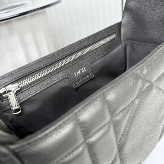 2025FW Shoulder Bag DIOR Dior The latest style full of charm, a must-see for adults 2025FW Shoulder Bag DIOR Dior The latest style full of charm, a must-see for adults