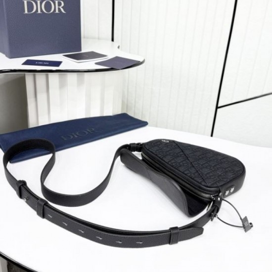 2025FW Shoulder Bag DIOR Dior A luxurious bag with great popularity 2025FW Shoulder Bag DIOR Dior A luxurious bag with great popularity