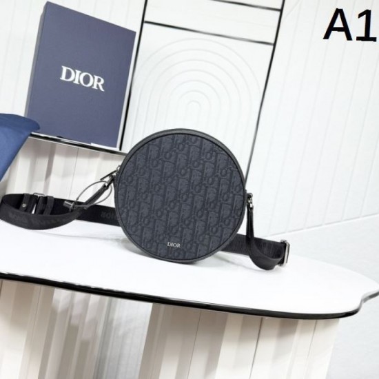 2025FW Shoulder Bag DIOR Dior Superior New Items that are a hot topic every season 2025FW Shoulder Bag DIOR Dior Superior New Items that are a hot topic every season