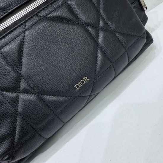 2025FW Backpack DIOR Dior Luxury bag that pursues the latest trends 2025FW Backpack DIOR Dior Luxury bag that pursues the latest trends