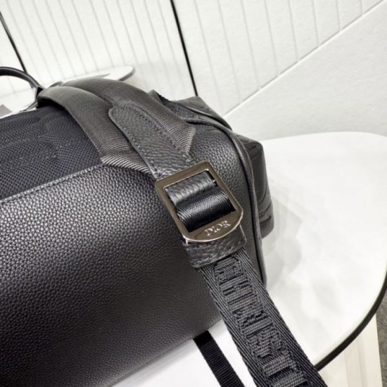 2025FW Backpack DIOR Dior Perfect for a refreshing and sophisticated autumn/winter style 2025FW Backpack DIOR Dior Perfect for a refreshing and sophisticated autumn/winter style