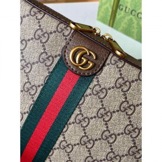 GUCCI Shoulder Bag 2025SS Elegant color perfect for early spring GUCCI Shoulder Bag 2025SS Elegant color perfect for early spring