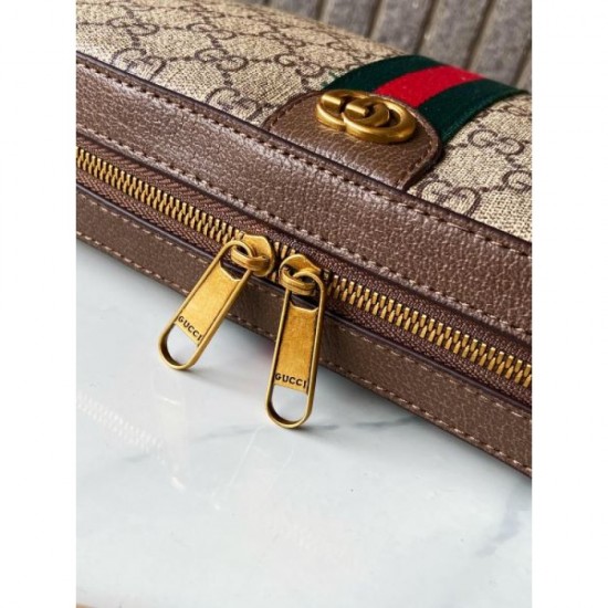 GUCCI Shoulder Bag 2025SS Elegant color perfect for early spring GUCCI Shoulder Bag 2025SS Elegant color perfect for early spring