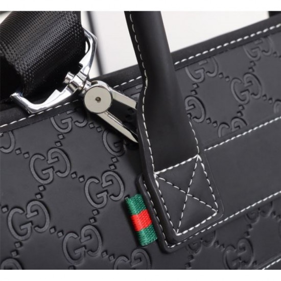 2025FW Briefcase GUCCI A popular briefcase with high quality leather that stands out in style