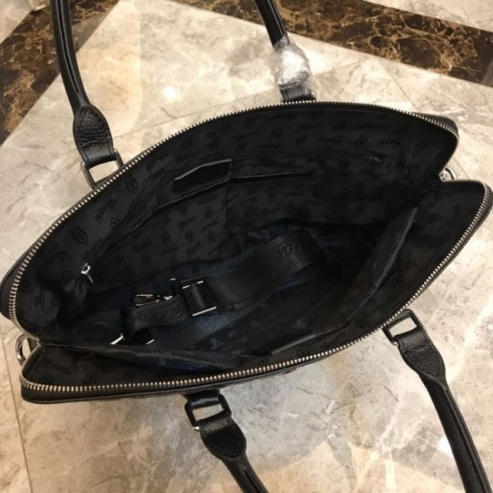 2025FW Briefcase GUCCI Smart silhouette Perfect for both business and casual