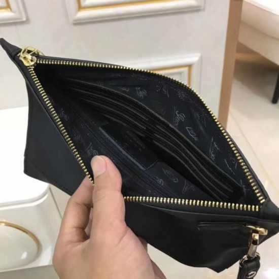2025FW Clutch Bag GUCCI Autumn/Winter New Arrival Popular model that will surely be a big hit this year