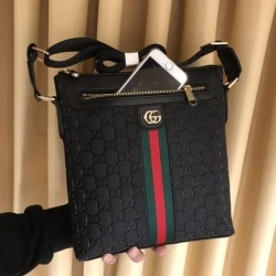 2025FW Shoulder Bag GUCCI Autumn/Winter New Arrival This year's must-have item Trends required