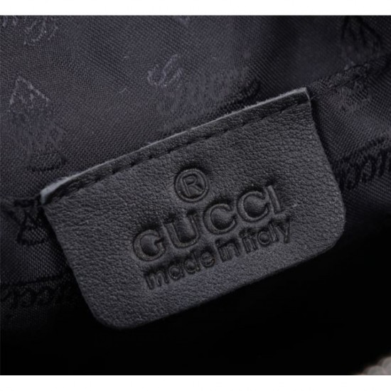 2025FW Chest Bag GUCCI A luxurious bag with elegant and autumnal feel 2025FW Chest Bag GUCCI A luxurious bag with elegant and autumnal feel
