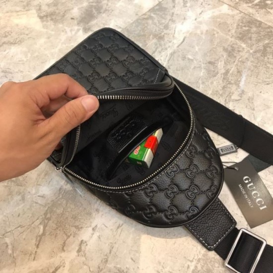 2025FW Chest Bag GUCCI Autumn Classic Items Sophisticated High Quality Design 2025FW Chest Bag GUCCI Autumn Classic Items Sophisticated High Quality Design