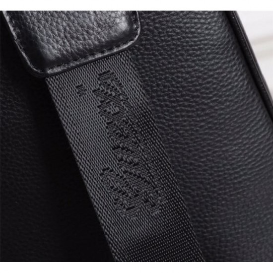 2025FW Chest Bag GUCCI Gucci Urban fashion bag with a trendy feel this season 2025FW Chest Bag GUCCI Gucci Urban fashion bag with a trendy feel this season