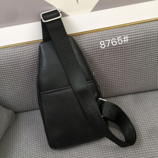 2025FW Chest Bag GUCCI Classic Popular Item Nowadays an essential bag for adults 2025FW Chest Bag GUCCI Classic Popular Item Nowadays an essential bag for adults