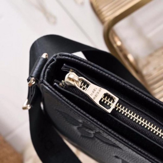 LOUIS VUITTON Louis Vuitton Shoulder Bag 2025SS A new, extremely popular item LOUIS VUITTON Louis Vuitton Shoulder Bag 2025SS A new, extremely popular item
