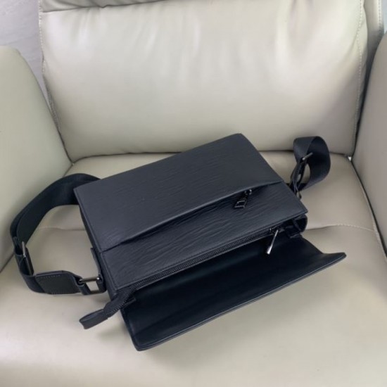 LOUIS VUITTON Louis Vuitton Shoulder Bag 2025SS Highly sensitive fashion items LOUIS VUITTON Louis Vuitton Shoulder Bag 2025SS Highly sensitive fashion items
