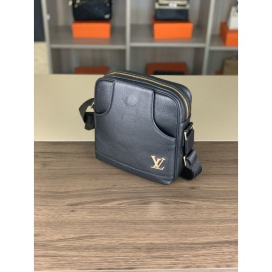 LOUIS VUITTON Louis Vuitton Shoulder Bag 2025SS This is the perfect summer for this year! LOUIS VUITTON Louis Vuitton Shoulder Bag 2025SS This is the perfect summer for this year!