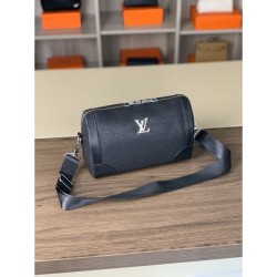 LOUIS VUITTON Louis Vuitton Shoulder Bag 2025SS Spring/Summer Top Trend Bag