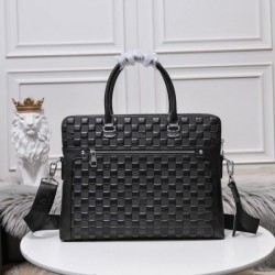 2025FW Briefcase LOUIS VUITTON Louis Vuitton Limited Item Not to Miss, Featured Fall/Winter Model
