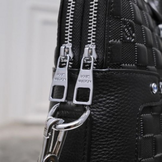2025FW Briefcase LOUIS VUITTON Louis Vuitton Limited Item Not to Miss, Featured Fall/Winter Model