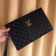 2025FW Clutch Bag LOUIS VUITTON Autumn/Winter New Arrival Lightweight and tiring luxury bag 2025FW Clutch Bag LOUIS VUITTON Autumn/Winter New Arrival Lightweight and tiring luxury bag