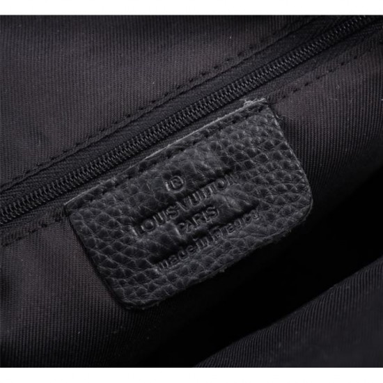 2025FW Chest Bag LOUIS VUITTON Louis Vuitton Magazine featured in Autumn/Winter Fashionable Bag 2025FW Chest Bag LOUIS VUITTON Louis Vuitton Magazine featured in Autumn/Winter Fashionable Bag