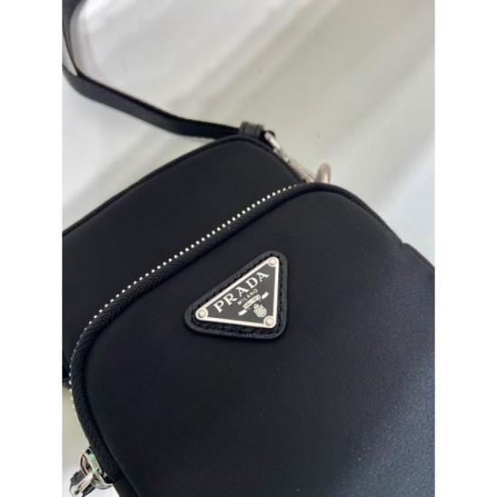 PRADA Shoulder Bag 2025SS Last Spring/Summer Collection! New works you can't miss PRADA Shoulder Bag 2025SS Last Spring/Summer Collection! New works you can't miss