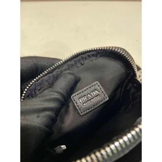 PRADA Shoulder Bag 2025SS Last Spring/Summer Collection! New works you can't miss PRADA Shoulder Bag 2025SS Last Spring/Summer Collection! New works you can't miss