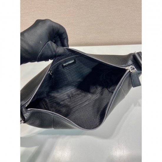 PRADA Shoulder Bag 2025SS A stylish and must-have item for spring and summer PRADA Shoulder Bag 2025SS A stylish and must-have item for spring and summer