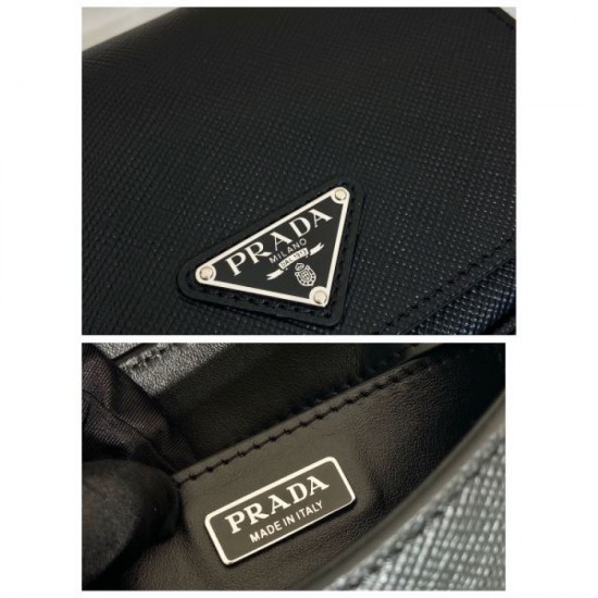 PRADA Shoulder Bag 2025SS Trend Items for Summer PRADA Shoulder Bag 2025SS Trend Items for Summer