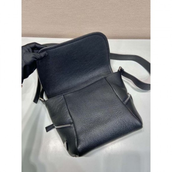 PRADA Shoulder Bag 2025SS New Product Only! Fascinated by beautiful colors PRADA Shoulder Bag 2025SS New Product Only! Fascinated by beautiful colors