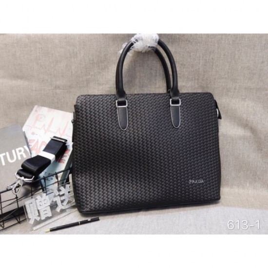 2025FW Briefcase PRADA Prada New Autumn/Winter Product Creates adult charm with sophisticated design