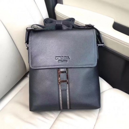 2025FW Shoulder Bag PRADA High-quality shoulder bag with brand logo stand out 2025FW Shoulder Bag PRADA High-quality shoulder bag with brand logo stand out