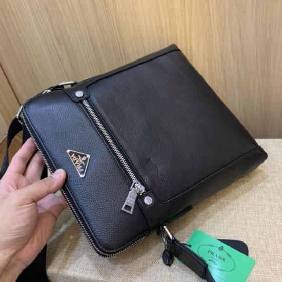 2025FW Shoulder Bag PRADA PRADA The latest luxury model you need to keep in mind in autumn and winter 2025FW Shoulder Bag PRADA PRADA The latest luxury model you need to keep in mind in autumn and winter