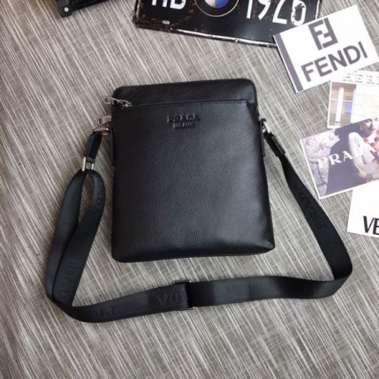 2025FW Shoulder Bag PRADA Latest Trends New Items to Become New 2025FW Shoulder Bag PRADA Latest Trends New Items to Become New