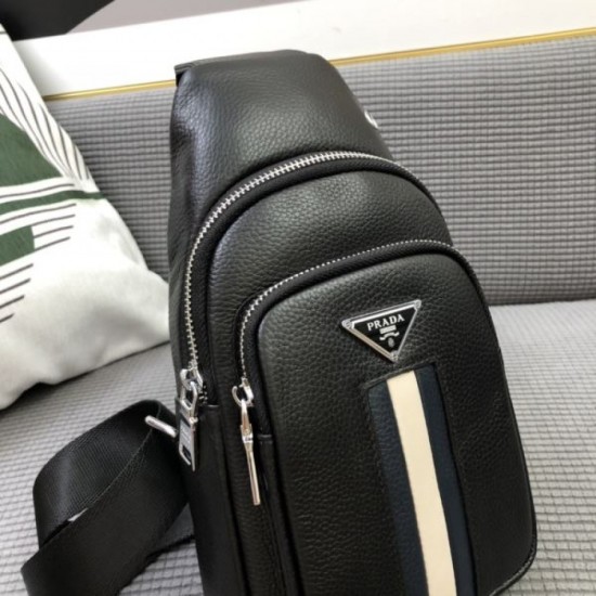 2025FW Chest Bag PRADA Prada Fall/Winter Limited Super Popular Collaboration Model 2025FW Chest Bag PRADA Prada Fall/Winter Limited Super Popular Collaboration Model