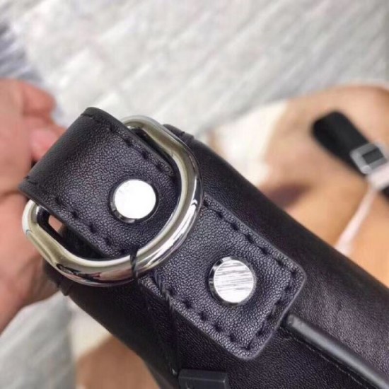 2025FW Shoulder Bag VERSACE New arrival of Versace - A popular item that will enhance your fashion sense 2025FW Shoulder Bag VERSACE New arrival of Versace - A popular item that will enhance your fashion sense
