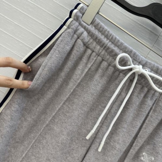 CELINE Casual Pants 2025 New Autumn/Winter Popular item loved by celebrities and celebrities CELINE Casual Pants 2025 New Autumn/Winter Popular item loved by celebrities and celebrities