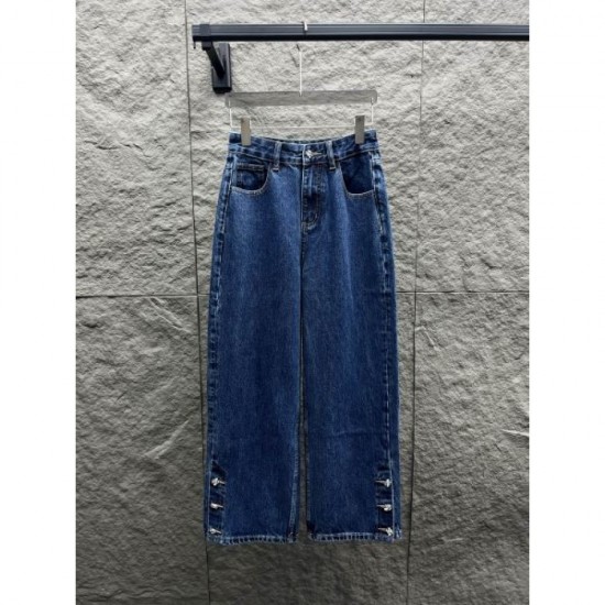 CHANEL Denim Pants 2025 New Autumn/Winter Recommended Autumn/Winter Items Coming Soon CHANEL Denim Pants 2025 New Autumn/Winter Recommended Autumn/Winter Items Coming Soon