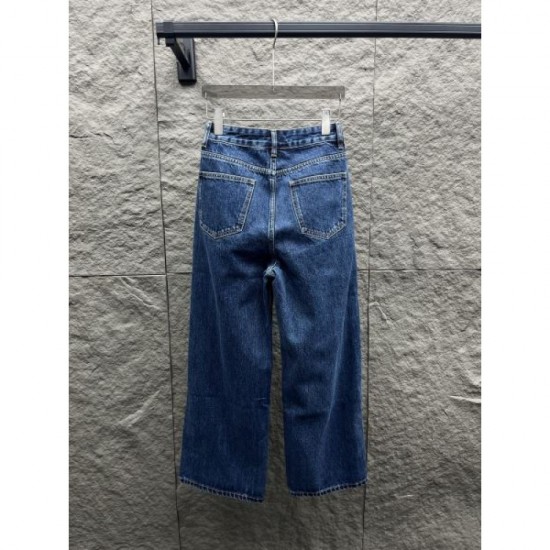 CHANEL Denim Pants 2025 New Autumn/Winter Recommended Autumn/Winter Items Coming Soon CHANEL Denim Pants 2025 New Autumn/Winter Recommended Autumn/Winter Items Coming Soon