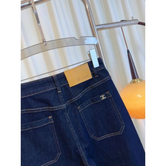 CHANEL Straight Pants New Fall/Winter 2025 A classic product that is explosively popular this season CHANEL Straight Pants New Fall/Winter 2025 A classic product that is explosively popular this season