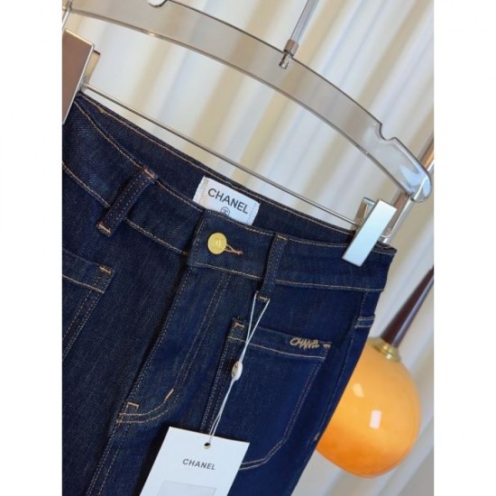 CHANEL Straight Pants New Fall/Winter 2025 A classic product that is explosively popular this season CHANEL Straight Pants New Fall/Winter 2025 A classic product that is explosively popular this season