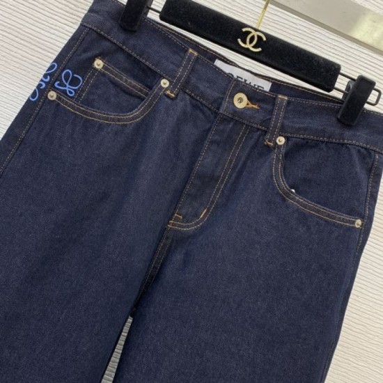2025SS Jeans LOEWE Undoubtedly the latest trend 2025SS Jeans LOEWE Undoubtedly the latest trend
